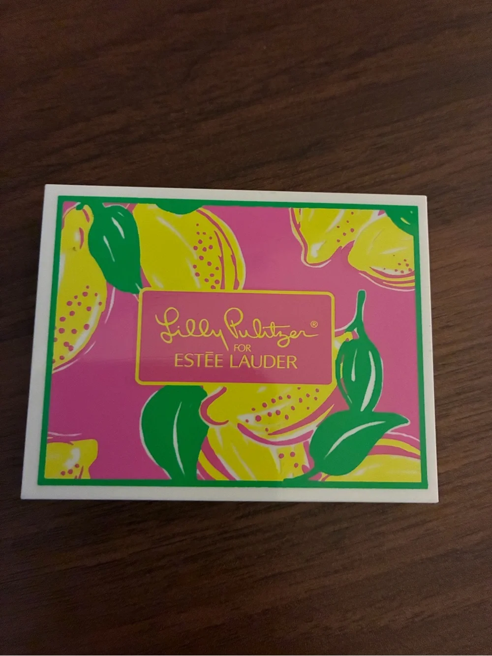 Estee Lauder Lilly Pulitzer Pink Yellow Green Compact Palette
